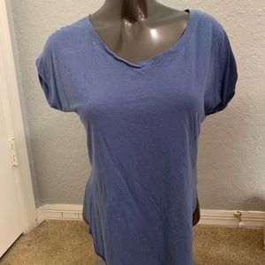 Blue hollister shirt sleeve shirt worn few times